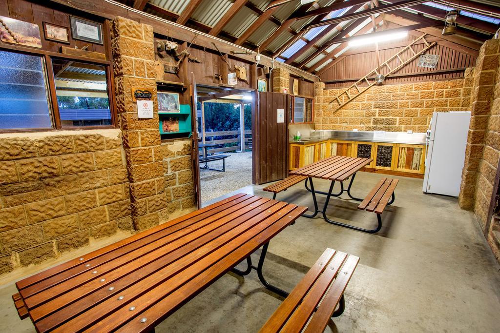 Hotel BIG4 Castlemaine Gardens Exterior foto